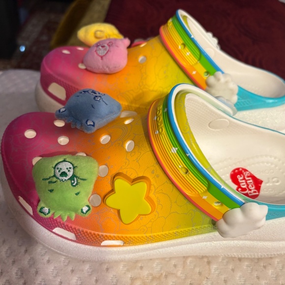 Care Bears Crocs - Picture 7 of 13